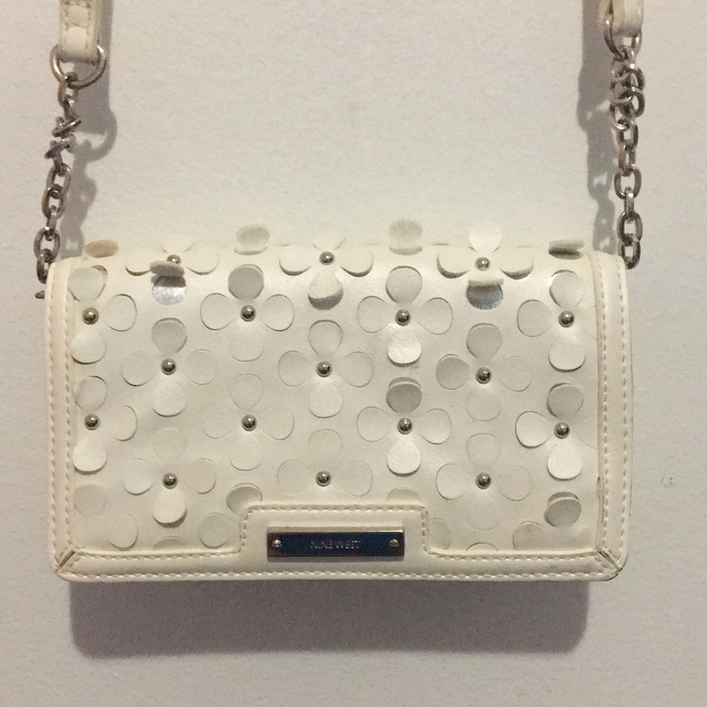 Nine West White Flower Bag